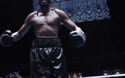 Craig Richards floors Dan Azeez with brutal 12th-round KO in Accra